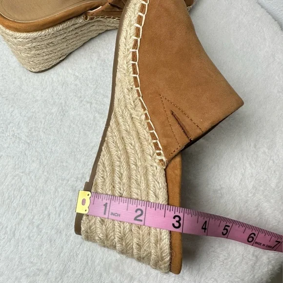 NWOB Vionic Tulum Kadyn - Women's Wedge Slip-on Sandal
Caramel - Size 7 - Picture 14 of 14